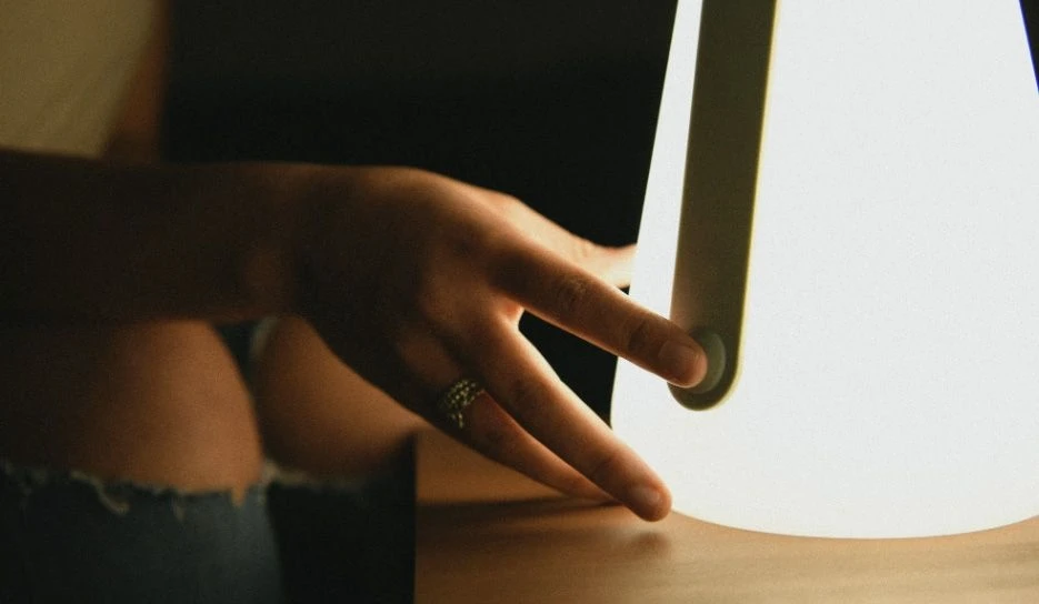 Extreme Lounging B Bulb Outdoor Light 3 Extreme Lounging B Bulb Outdoor Light - Image 3