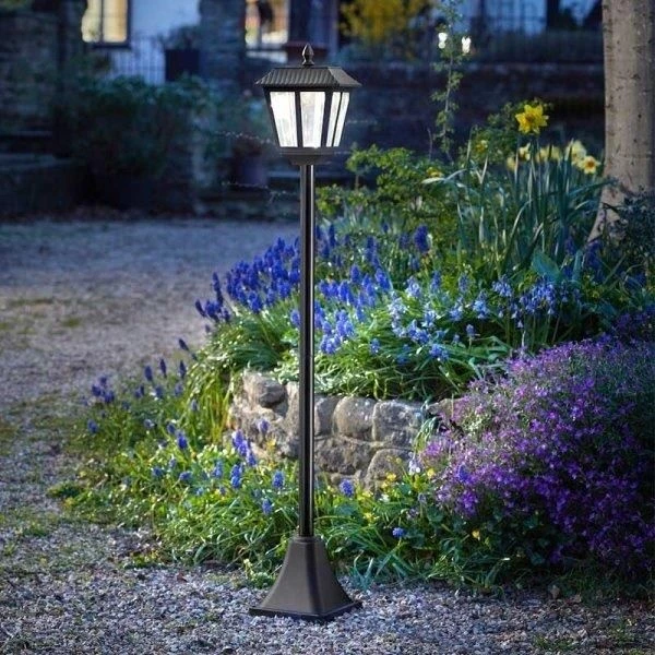 Smart Solar Metro Lamp Post 20L 3 Smart Solar Metro Lamp Post 20L - Image 3