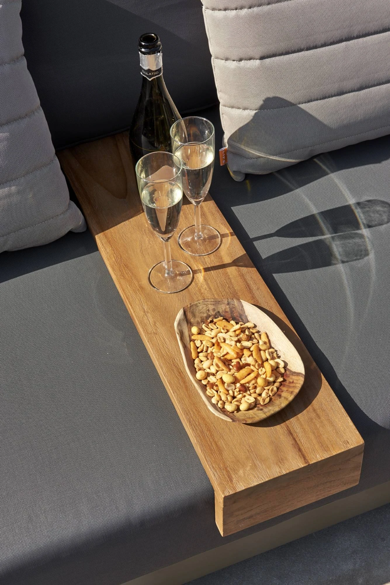 LIFE Rimo Serving Tray - Robust Teak 2 LIFE Rimo Serving Tray - Robust Teak - Image 2